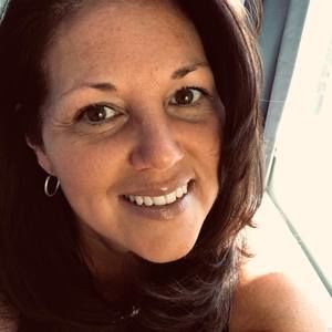 Meet your Posher, Josée